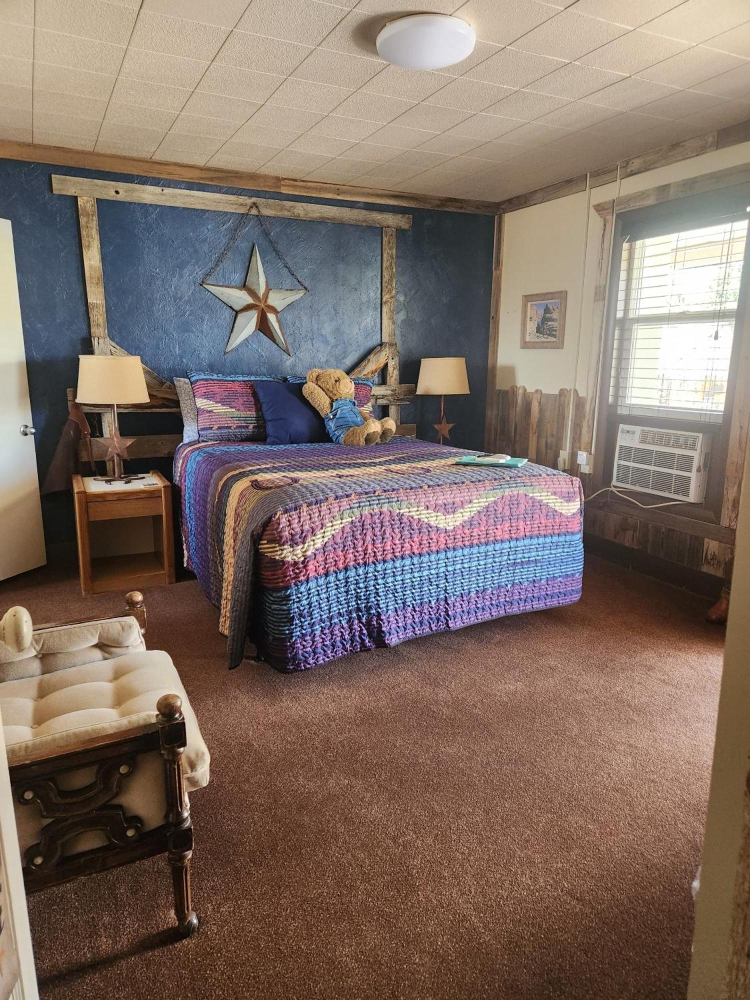 Cowboy Country Inn Ескаланте Стая снимка